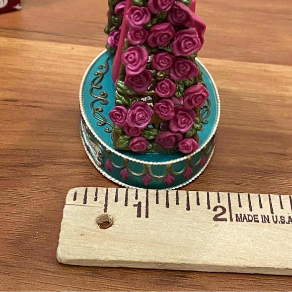 Vintage 1999 Carlton Cards First Lady Jacqueline Kennedy Christmas Tree Ornament - Picture 15 of 15